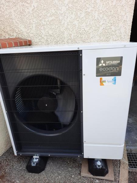 Climatix installe pompes à chaleur, climatisations, panneaux solaires et bornes IRVE au Havre. Entreprise RGE experte en confort thermique et économies d’énergie.